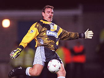 Everton goalkeeping great Nevi...